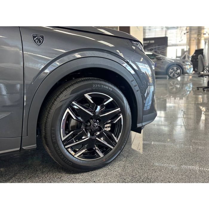 Peugeot 3008 NEW 1,6 л PureTech (180 к. с.) АКПП-6 GT 2025