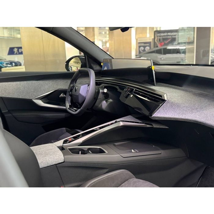 Peugeot 3008 NEW 1,6 л PureTech (180 к. с.) АКПП-6 GT 2025