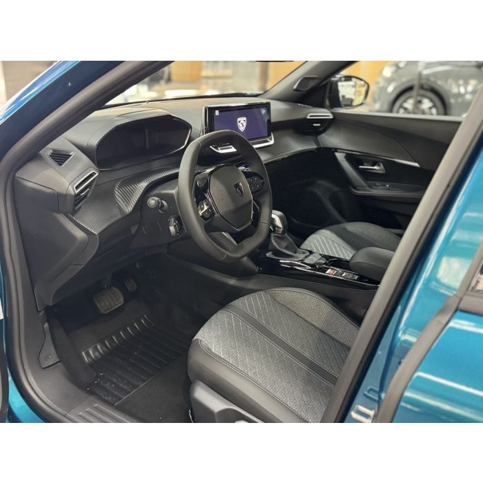 Peugeot 2008 1,2 л PureTech (130 к. с.) АКПП-6 Allure 2026