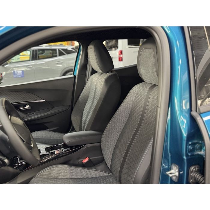 Peugeot 2008 1,2 л PureTech (130 к. с.) АКПП-6 Allure 2026