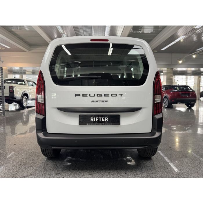 Peugeot Rifter 1,5 л BlueHDi (100 к. с.) МКПП-6 Active L1 2025