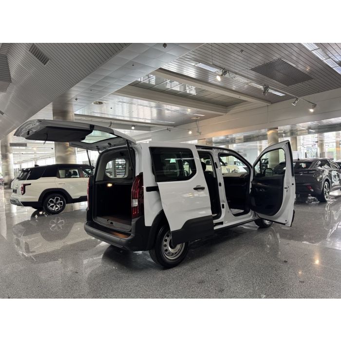 Peugeot Rifter 1,5 л BlueHDi (100 к. с.) МКПП-6 Active L1 2025