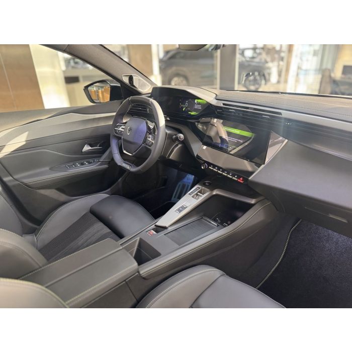 Peugeot 408 NEW 1,6 л PureTech (215 к. с.) АКПП-8 GT 2026