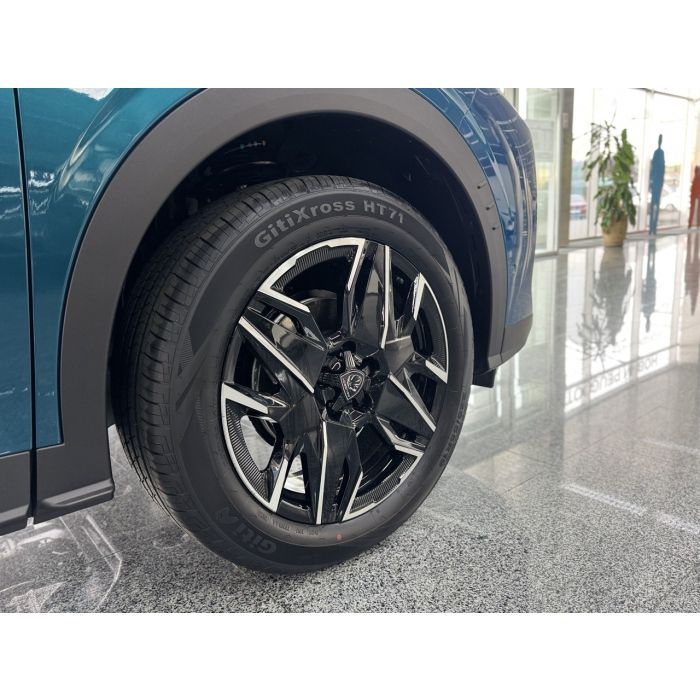 Peugeot 3008 HYBRID 1,2 л (136 к. с.) АКПП-6 GT 2026