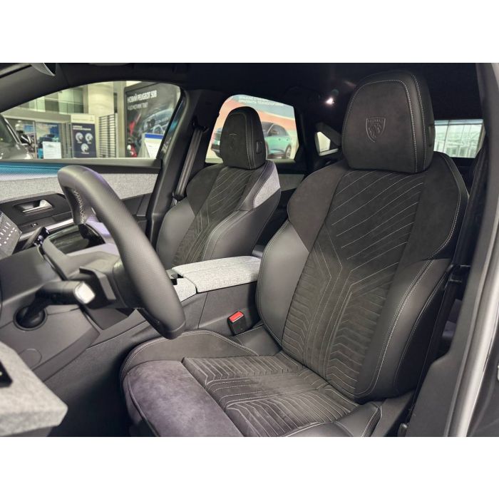 Peugeot 3008 HYBRID 1,2 л (136 к. с.) АКПП-6 GT 2025