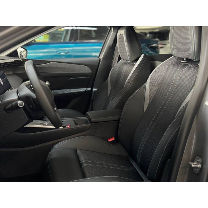 Peugeot 408 1,6 л PureTech (215 к. с.) АКПП-8 Allure 2025
