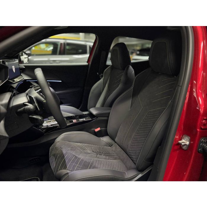 Peugeot 2008 HYBRID 1,2 л (136 к. с.) eDCS6 GT 2025