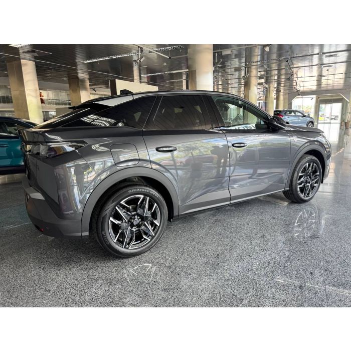 Peugeot 3008 NEW HYBRID 1,2 л (136 к. с.) АКПП-6 GT 2025-1