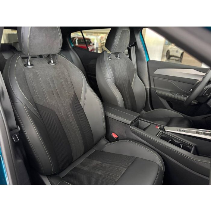 Peugeot 408 1,6 л PureTech (215 к. с.) АКПП-8 GT 2025