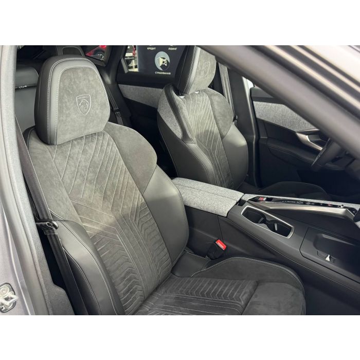 Peugeot 3008 NEW HYBRID 1,2 л (136 к. с.) АКПП-6 GT 2025